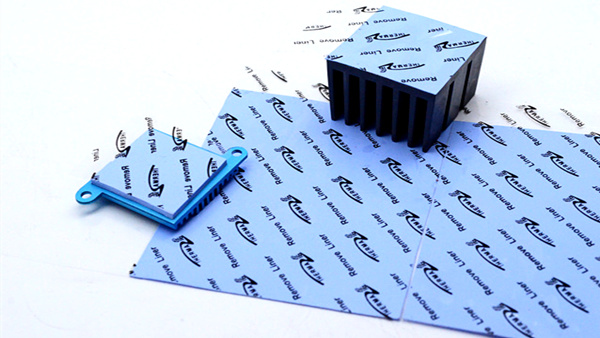 在使用导热硅胶片前需注意以下两点