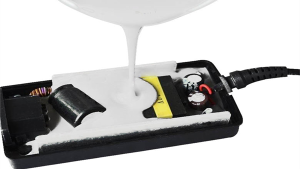 应对复杂环境，TIS导热灌封胶助力电源稳定运行