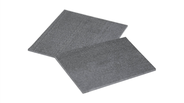 什么是碳基导热片？其特性、应用领域全解析